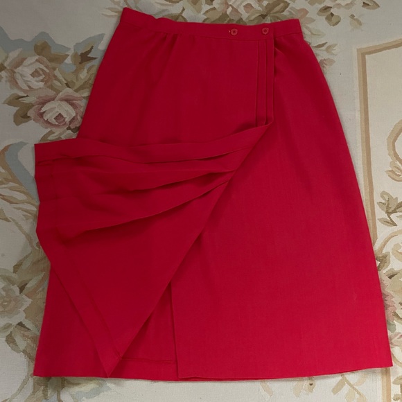 Vintage red wrap skirt size 16 - Picture 6 of 10